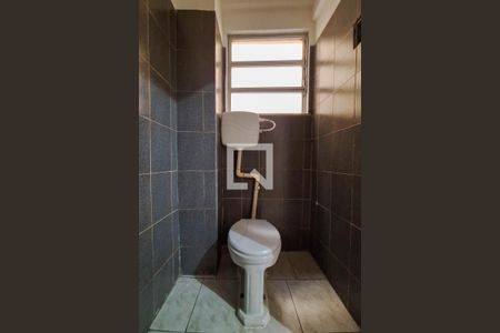 Banheiro de kitnet/studio para alugar com 0 quarto, 25m² em Centro, Niterói