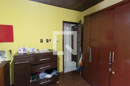 Casa à venda com 240m², 3 quartos e 3 vagas Casa à venda com 240m², 3 quartos e 3 vagasQuarto 2