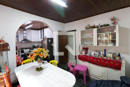 Casa à venda com 240m², 3 quartos e 3 vagas Casa à venda com 240m², 3 quartos e 3 vagasCozinha