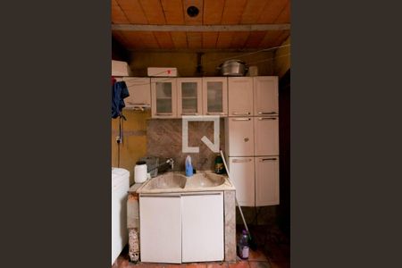 Casa à venda com 240m², 3 quartos e 3 vagas Casa à venda com 240m², 3 quartos e 3 vagasÁrea de Serviço