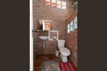 Casa à venda com 240m², 3 quartos e 3 vagas Casa à venda com 240m², 3 quartos e 3 vagasVaranda gourmet