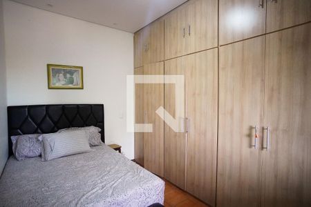 Casa à venda com 200m², 3 quartos e 5 vagasQuarto 3