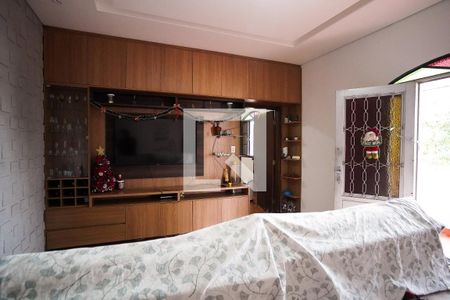 Casa à venda com 200m², 3 quartos e 5 vagasSala 2