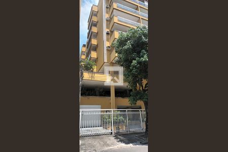 Apartamento à venda com 232m², 3 quartos e 2 vagas Apartamento à venda com 232m², 3 quartos e 2 vagasFachada