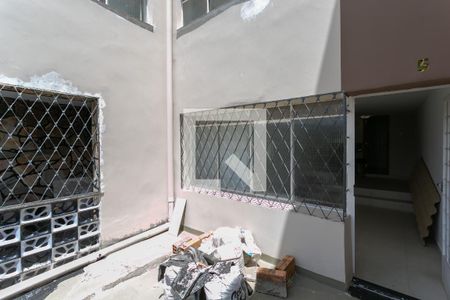 Varanda de kitnet/studio para alugar com 1 quarto, 22m² em Carlos Prates, Belo Horizonte