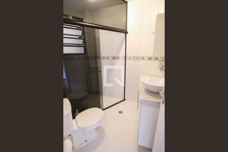Banheiro de apartamento para alugar com 1 quarto, 45m² em Sumaré, São Paulo
