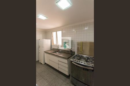 Apartamento à venda com 128m², 4 quartos e 3 vagasCozinha