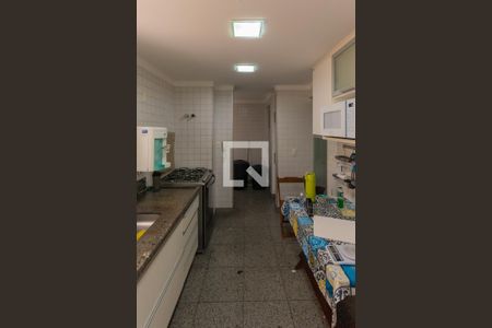 Apartamento à venda com 128m², 4 quartos e 3 vagasCozinha