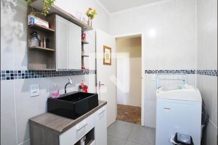 Casa à venda com 594m², 5 quartos e 8 vagasBanheiro da casa 2