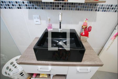 Casa à venda com 594m², 5 quartos e 8 vagasBanheiro da casa 2