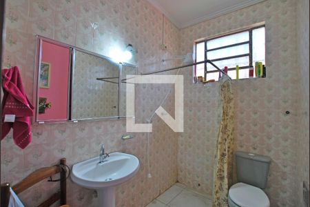Casa à venda com 594m², 5 quartos e 8 vagasBanheiro - Casa 1