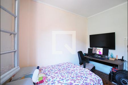 Casa à venda com 594m², 5 quartos e 8 vagasQuarto 2 - Casa 1