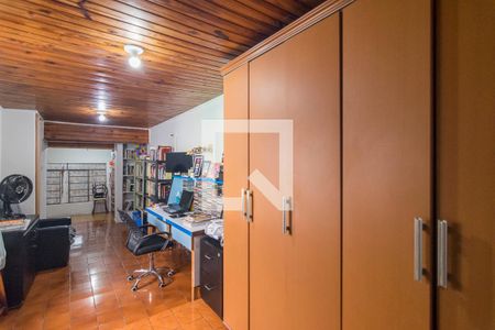 Casa à venda com 231m², 3 quartos e 2 vagas Casa à venda com 231m², 3 quartos e 2 vagasQuarto 2 Suite