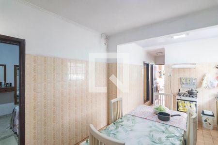 Casa à venda com 231m², 3 quartos e 2 vagas Casa à venda com 231m², 3 quartos e 2 vagasCopa