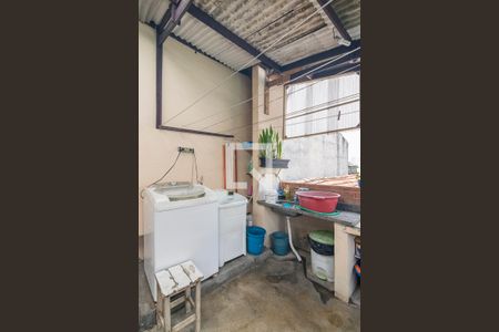 Casa à venda com 231m², 3 quartos e 2 vagas Casa à venda com 231m², 3 quartos e 2 vagasÁrea de Serviço