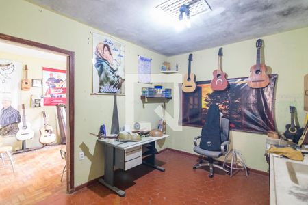 Casa à venda com 231m², 3 quartos e 2 vagas Casa à venda com 231m², 3 quartos e 2 vagasEdícula