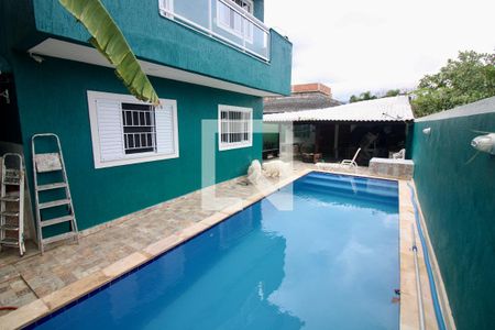 Casa à venda com 340m², 4 quartos e 3 vagasPiscina
