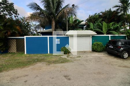 Casa à venda com 340m², 4 quartos e 3 vagasFachada