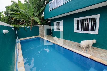 Casa à venda com 340m², 4 quartos e 3 vagasPiscina