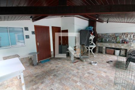 Casa à venda com 340m², 4 quartos e 3 vagasChurrasqueira