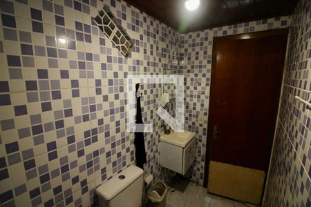 Casa à venda com 340m², 4 quartos e 3 vagasBanheiro Da Piscina