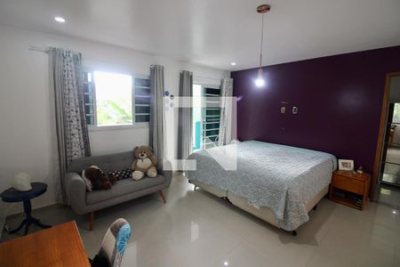 Casa à venda com 340m², 4 quartos e 3 vagasSuíte 1