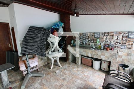 Casa à venda com 340m², 4 quartos e 3 vagasChurrasqueira