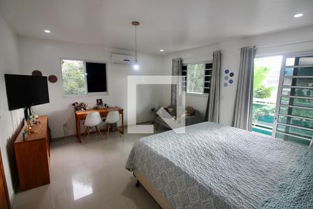 Casa à venda com 340m², 4 quartos e 3 vagasSuíte 1