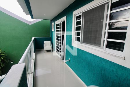 Casa à venda com 340m², 4 quartos e 3 vagasVaranda da Suite