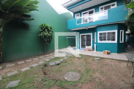Casa à venda com 340m², 4 quartos e 3 vagasFrente Da Casa 