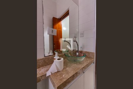 Casa à venda com 58m², 3 quartos e 2 vagas Casa à venda com 58m², 3 quartos e 2 vagasBanheiro 2