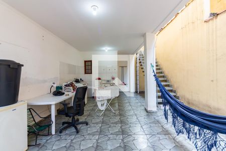 Casa à venda com 58m², 3 quartos e 2 vagas Casa à venda com 58m², 3 quartos e 2 vagasÁrea de Serviço