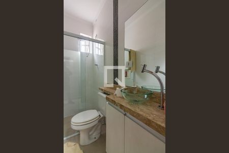 Casa à venda com 58m², 3 quartos e 2 vagas Casa à venda com 58m², 3 quartos e 2 vagasBanheiro 2