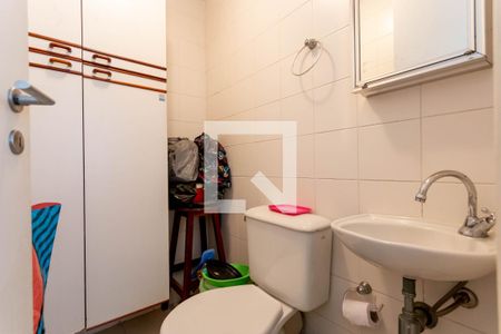 Apartamento à venda com 94m², 3 quartos e 2 vagasBanheiro de Serviços