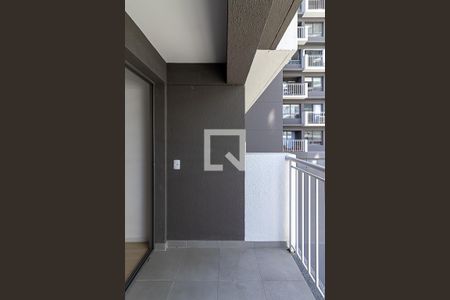 Studio à venda com 30m², 1 quarto e sem vaga Studio à venda com 30m², 1 quarto e sem vagaVaranda