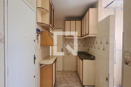 Apartamento à venda com 90m², 2 quartos e 1 vagaCozinha