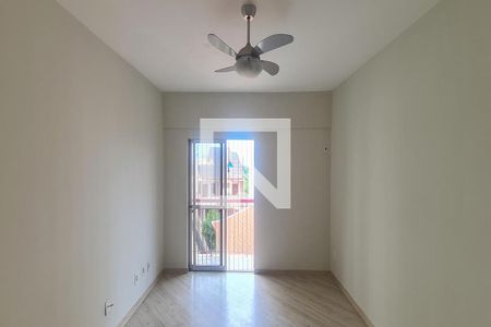 Apartamento à venda com 90m², 2 quartos e 1 vagaSala