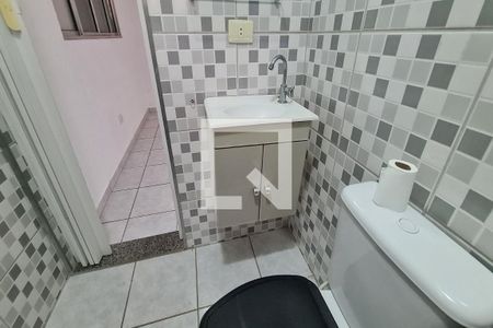 Casa à venda com 240m², 4 quartos e 2 vagasBanheiro da Suíte 2
