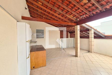 Casa à venda com 240m², 4 quartos e 2 vagasSalão de Festas
