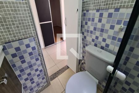 Casa à venda com 240m², 4 quartos e 2 vagasBanheiro