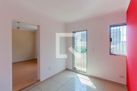 Sala de casa à venda com 4 quartos, 240m² em Vila Ivg, São Paulo