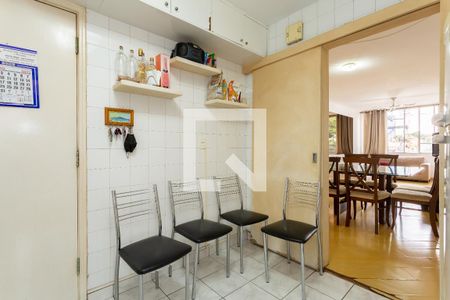 Apartamento para alugar com 90m², 2 quartos e 1 vaga Apartamento para alugar com 90m², 2 quartos e 1 vagaCozinha