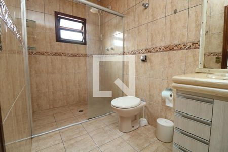 Casa para alugar com 250m², 3 quartos e 2 vagasBanheiro da Suíte