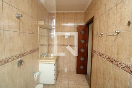 Casa para alugar com 250m², 3 quartos e 2 vagasBanheiro da Suíte