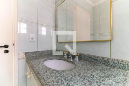 Casa à venda com 125m², 3 quartos e 2 vagasBanheiro da Suíte