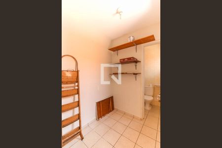 Casa à venda com 125m², 3 quartos e 2 vagasQuarto de Serviço