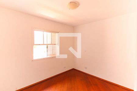 Casa à venda com 125m², 3 quartos e 2 vagasQuarto 3