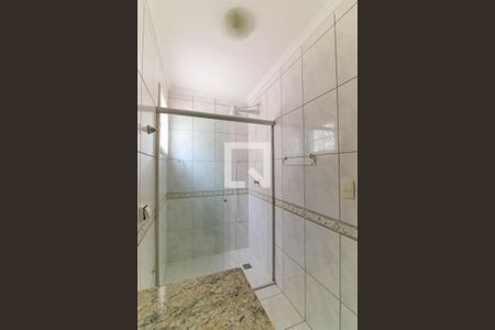 Casa à venda com 125m², 3 quartos e 2 vagasBanheiro Social