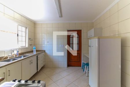 Casa à venda com 125m², 3 quartos e 2 vagasCozinha