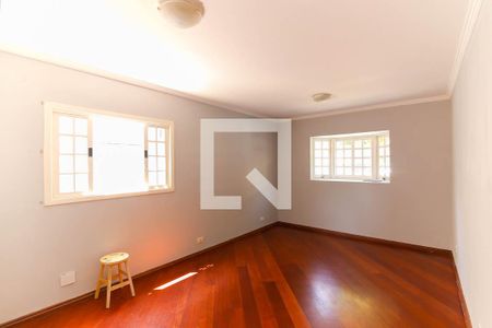 Sala de casa à venda com 3 quartos, 125m² em Paraíso do Morumbi, São Paulo